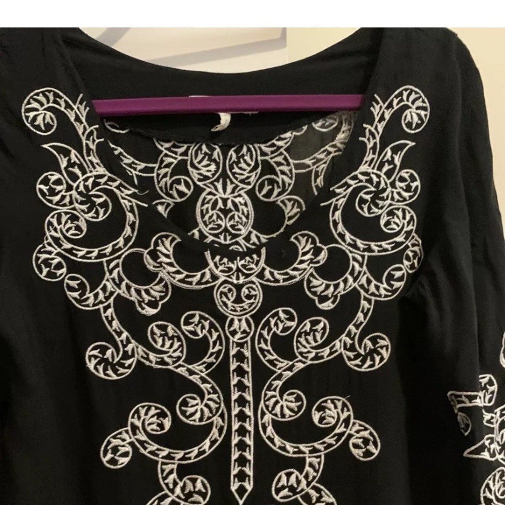 Women’s dress size S